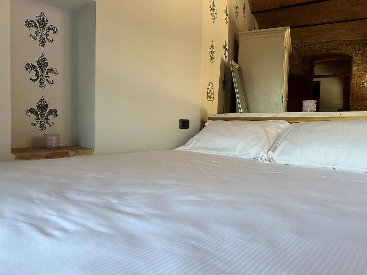 Tuscan Palace - Petit Apartment Montepulciano