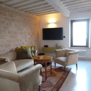  Appartamento In Historical Palace